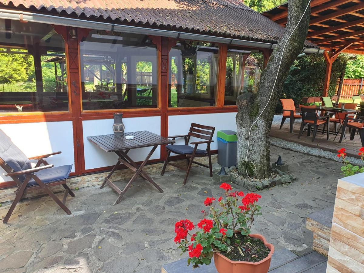 Pension Agnes วีเชวเดสซุส ภายนอก รูปภาพ